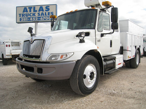 Extended Cab Bucket Truck