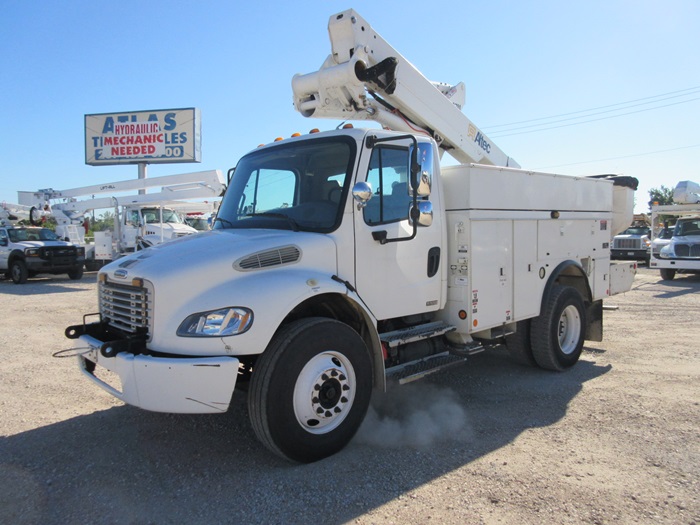 Freightliner Bucket Truck