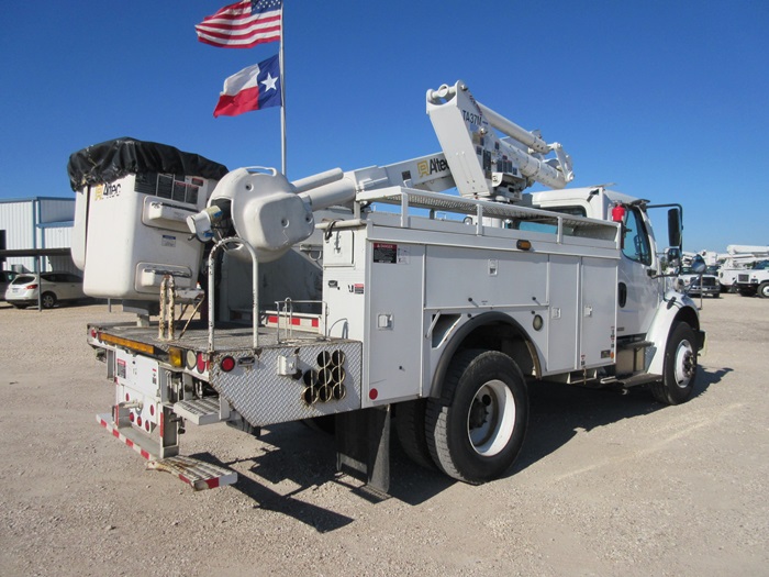 Texas Bucket Trucks.