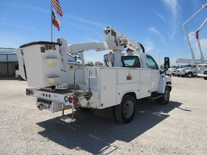 42 Foot Bucket Truck.