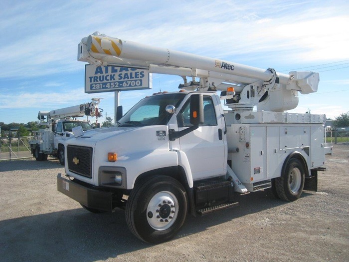 Chevy Altec Bucket Truck