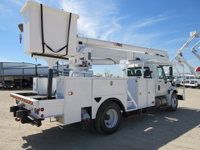 55 Foot Bucket Truck.