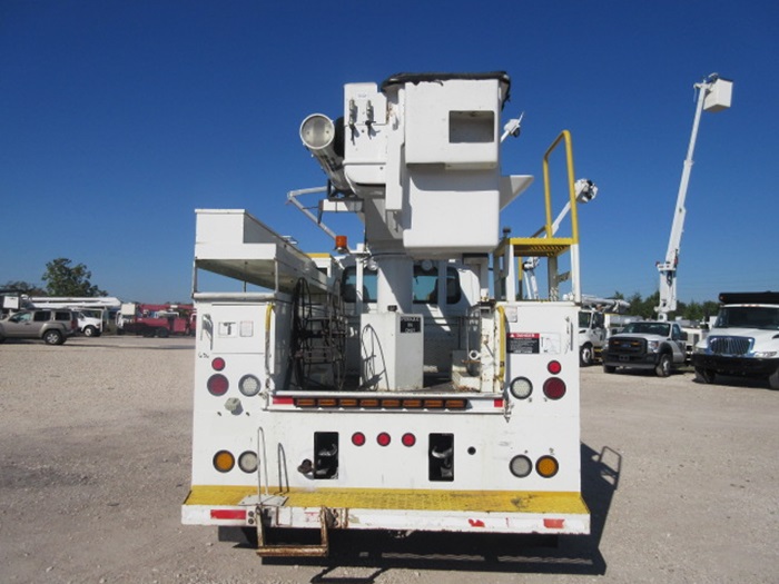 Bucket-Truck Hose Reel.