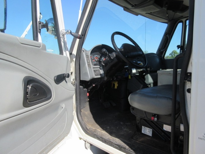 Bucket-Truck seats.