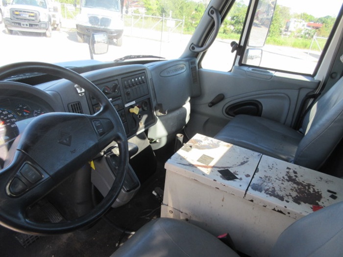 Bucket-Truck Console.