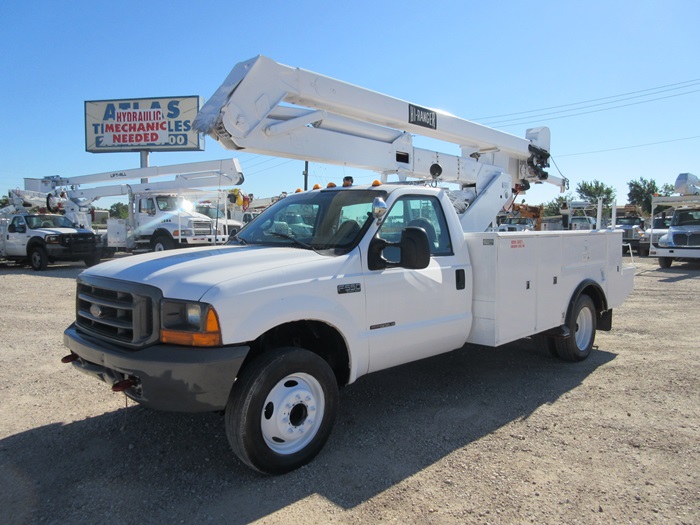 Ford F550 Bucket Truck