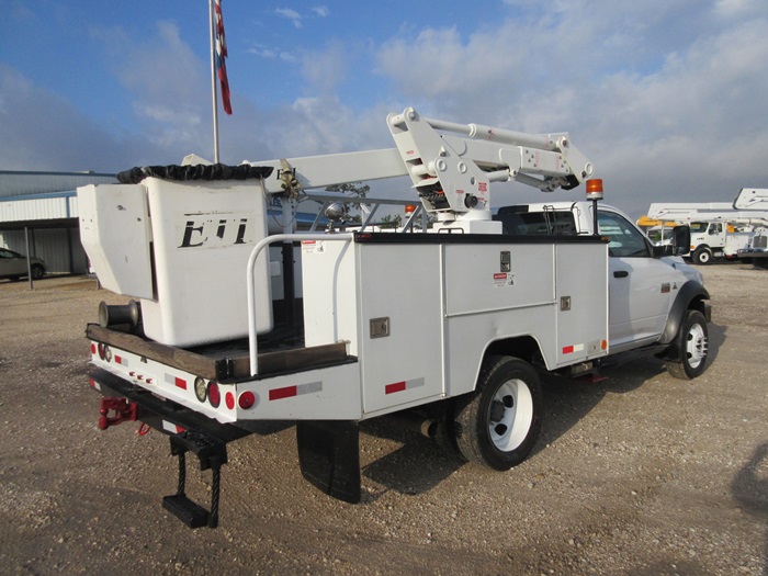 42 Foot Bucket Truck.