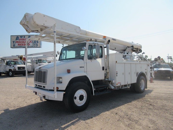 Freightliner Bucket Trucks.