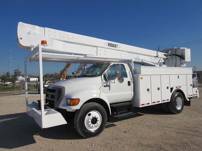 50 Foot Bucket Truck.