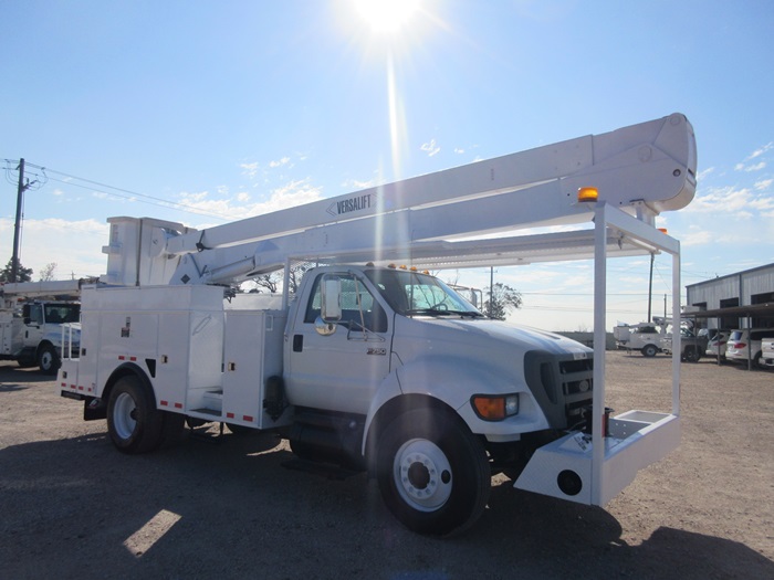 Versalift Bucket Truck.