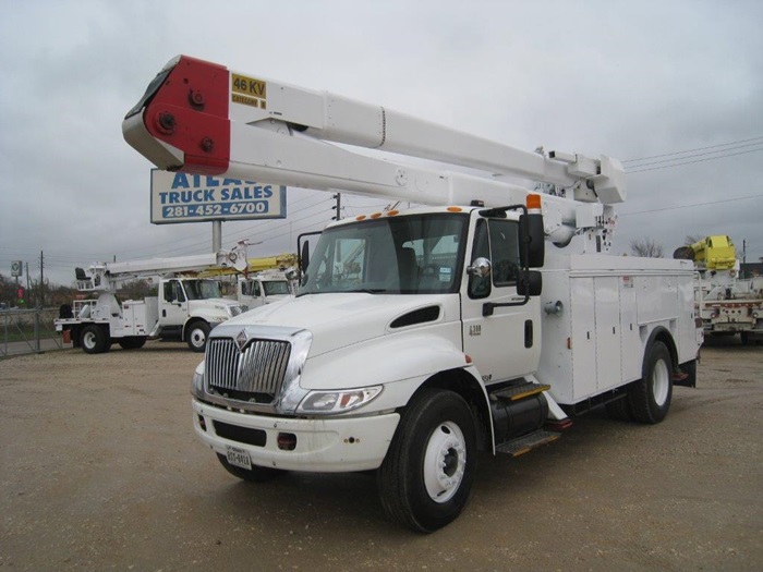 55 Foot Bucket Truck.