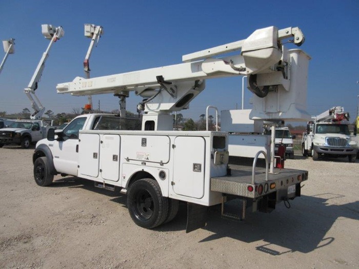 BUCKET TRUCK BUCKET 