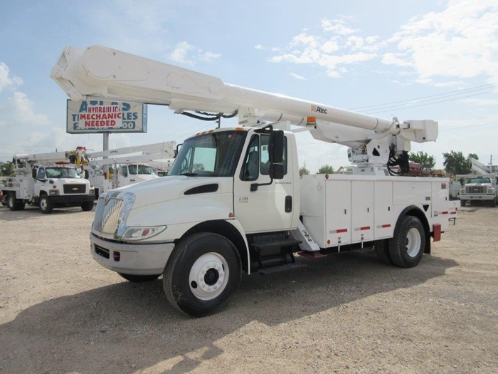 ALTEC BUCKET TRUCKS!!