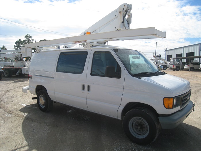 Ford ECO Bucket Van.