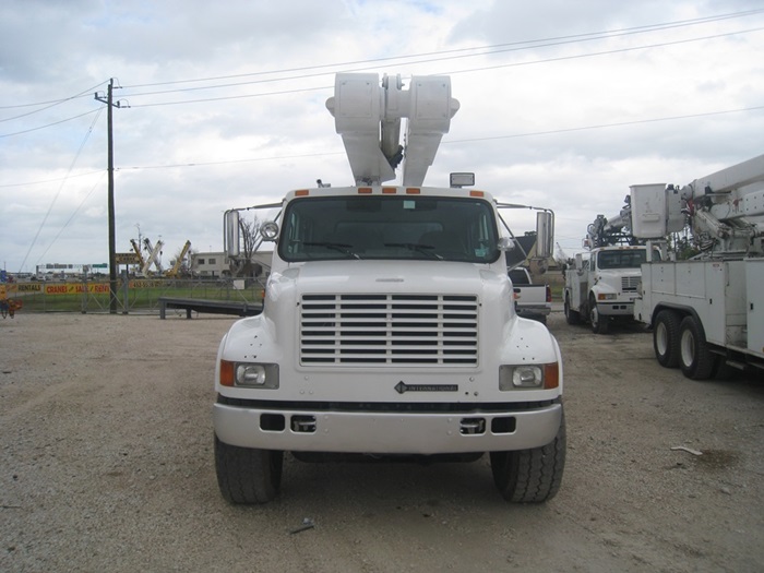 60 foot working height bucket truck.