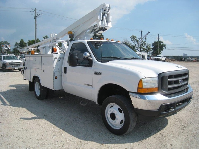 TRUCK, ALTEC, BUCKET.