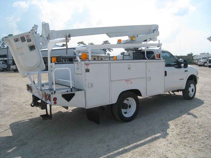 F450 Bucket Truck.