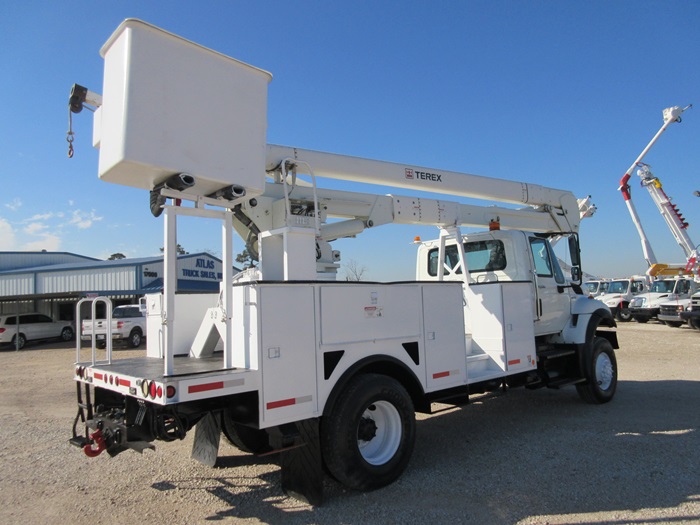 TEREX BUCKET TRUCK !!