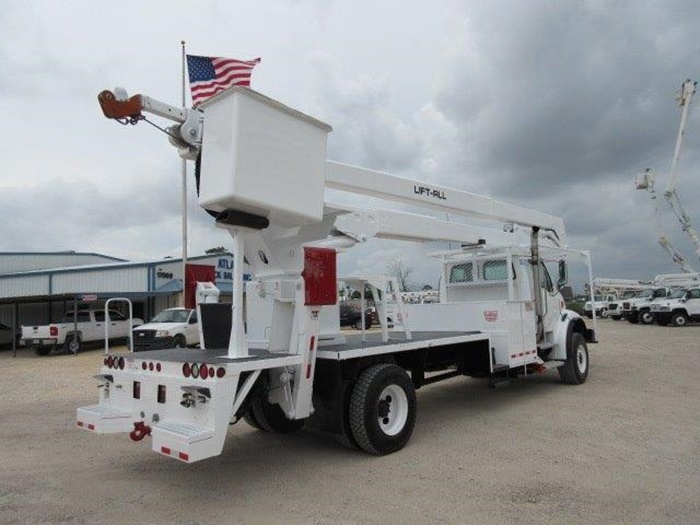 Two Man Bucket Bucket Truck.