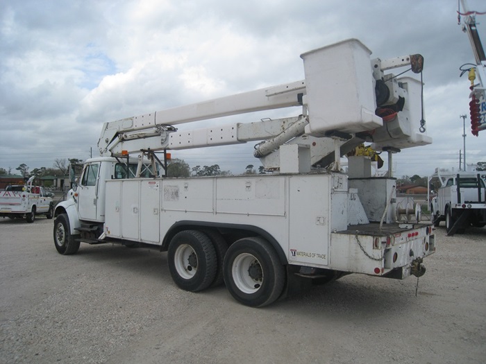 2 One Man Buckets Bucket Truck.