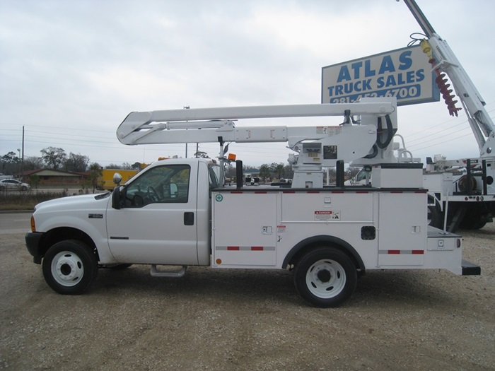 Bucket Truck with spotlights.