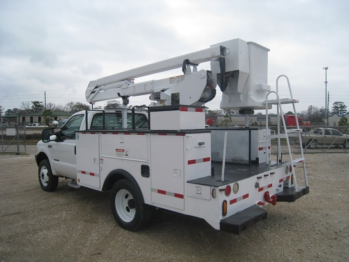 Truck with bucket lift.