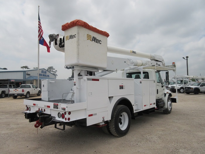 2 Man Bucket Truck.