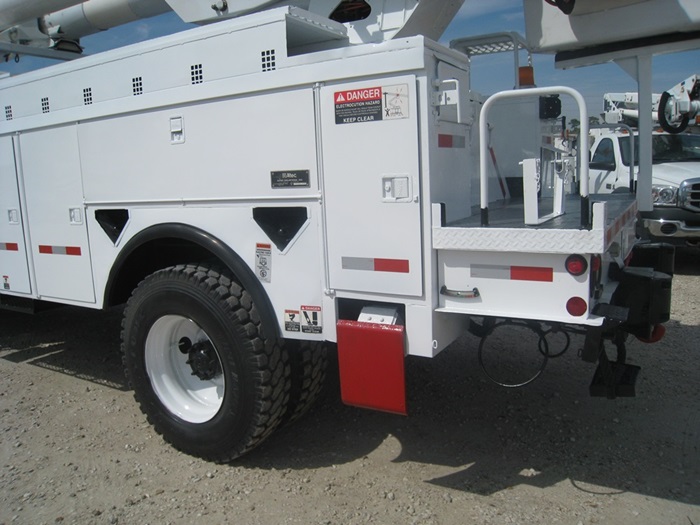 Outrigger bucket truck.