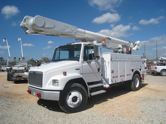 Alted 60 foot working height bucket truck.