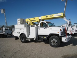 40' Bucket Truck under CDL.