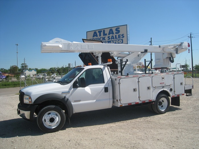 45 Foot Bucket Truck.