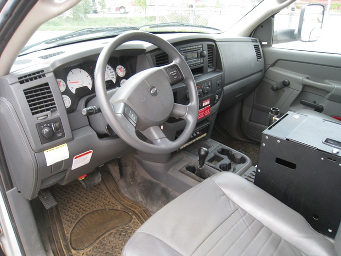 Bucket Truck with Bucket Seats.