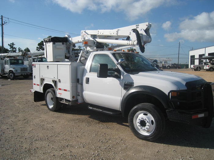 Ford F550 Altec Bucket Truck.