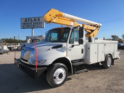 INTERNATIONAL BUCKET TRUCK !