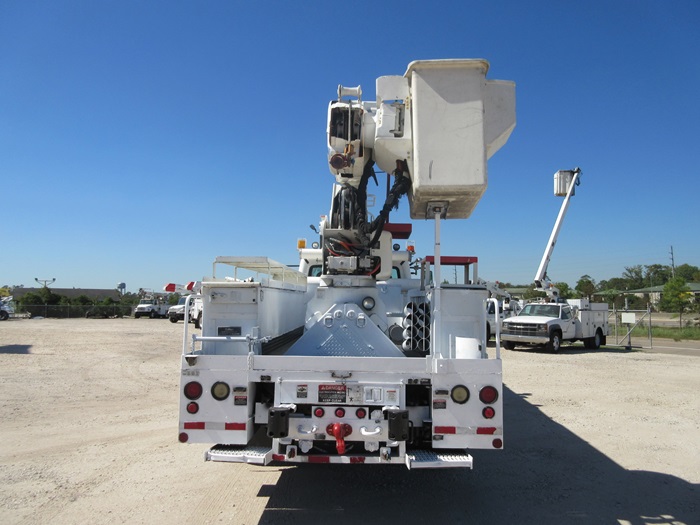 Altec Freightliner buckettrucks.