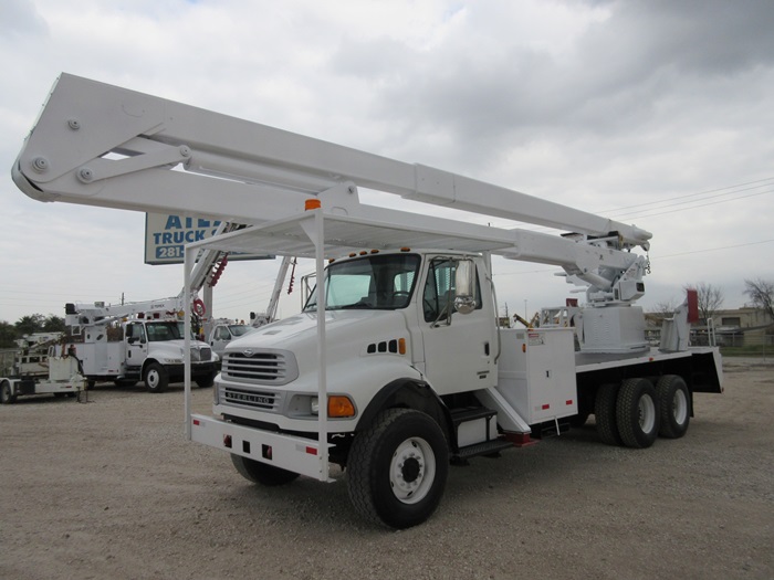 80 Foot LiftALL Bucket Truck.