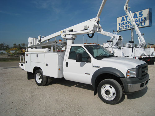 Ford bucket truck.