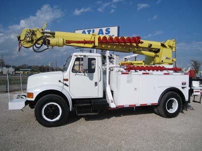Digger truck with 18 inche & 8 inch augger.