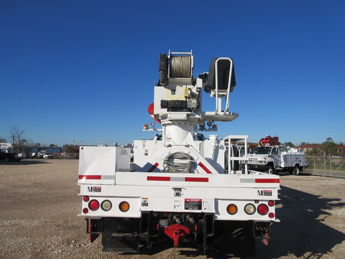 Automatic Digger Truck.