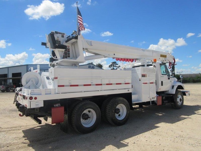 Digger-Truck with hose reels.