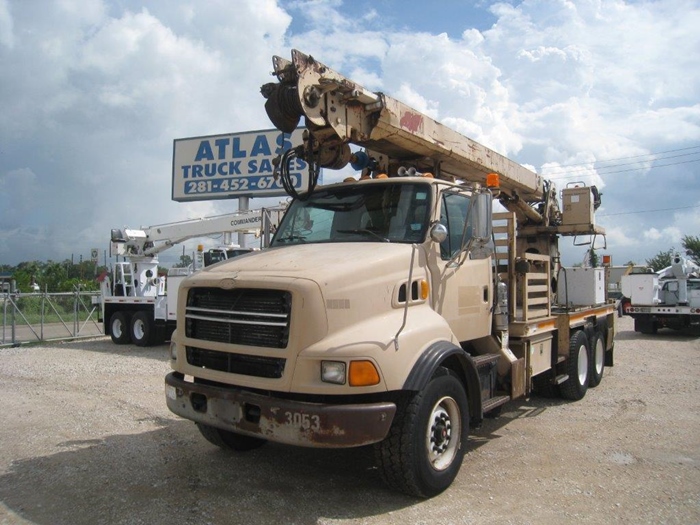 Terec Commander 6000 digger truck.