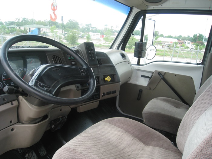 Digger Truck with Bucket Seats.