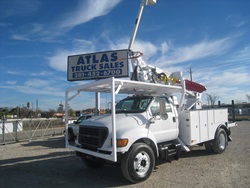 Telelect Digger Derrick Truck with tow 50 gallon fuel tanks.