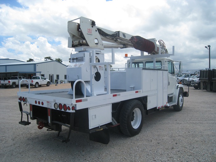 Auger Digger - Digger Truck.