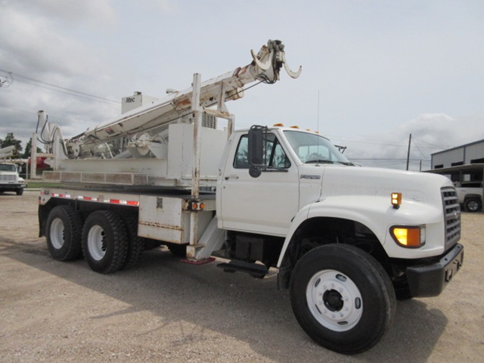 Pressure Digger Truck.