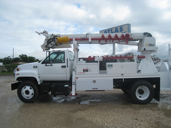 Auger Truck with alt Auger Digger