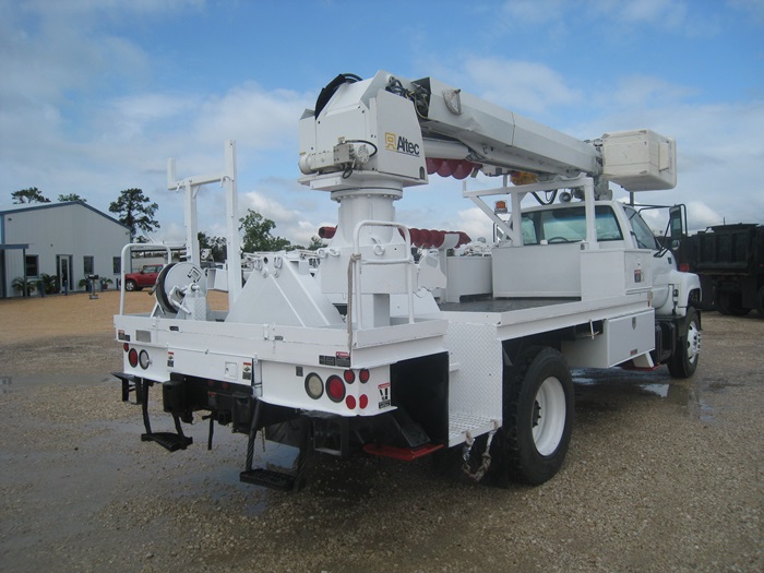 Center Mount digger truck.