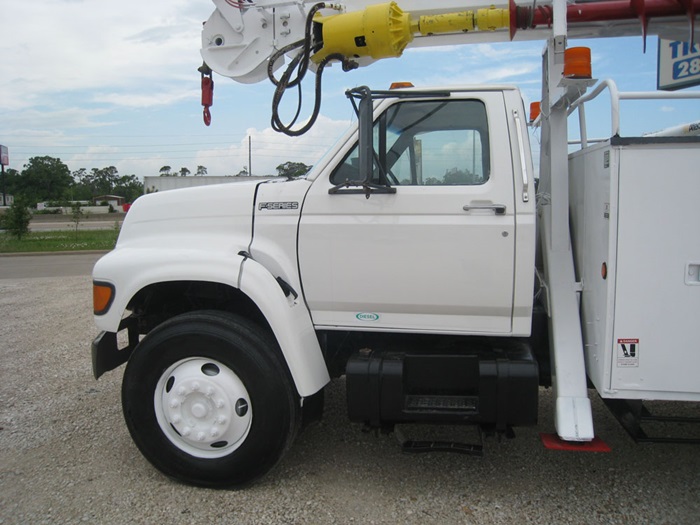 Turrant winch digger truck.