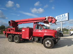 Two 50 Gallon fuel tanks on this digger truck.