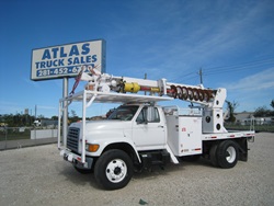 Teroe Digger Truck with two speed digger.